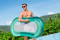 مرتبة هوائية للسباحة